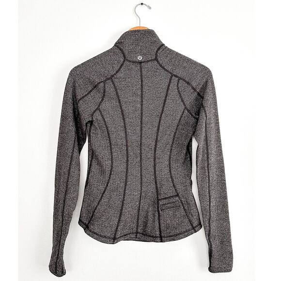 Lululemon Run: U-Turn Pullover Jacket in Herringbone Gray and Black 1/4 Zip - Picture 9 of 11